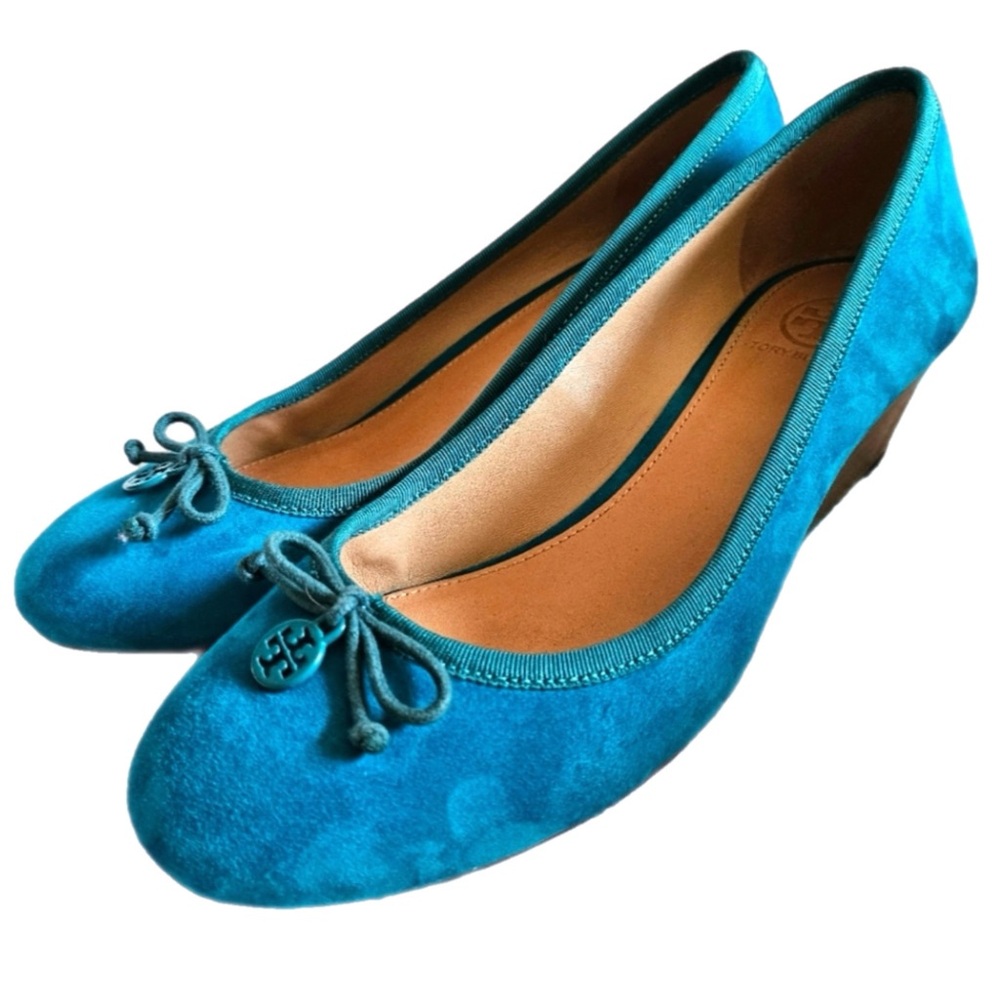 EUC Tory Burch Peacock Teal Suede Wedges in Excellent Used Condition Size 8 - Picture 4 of 8